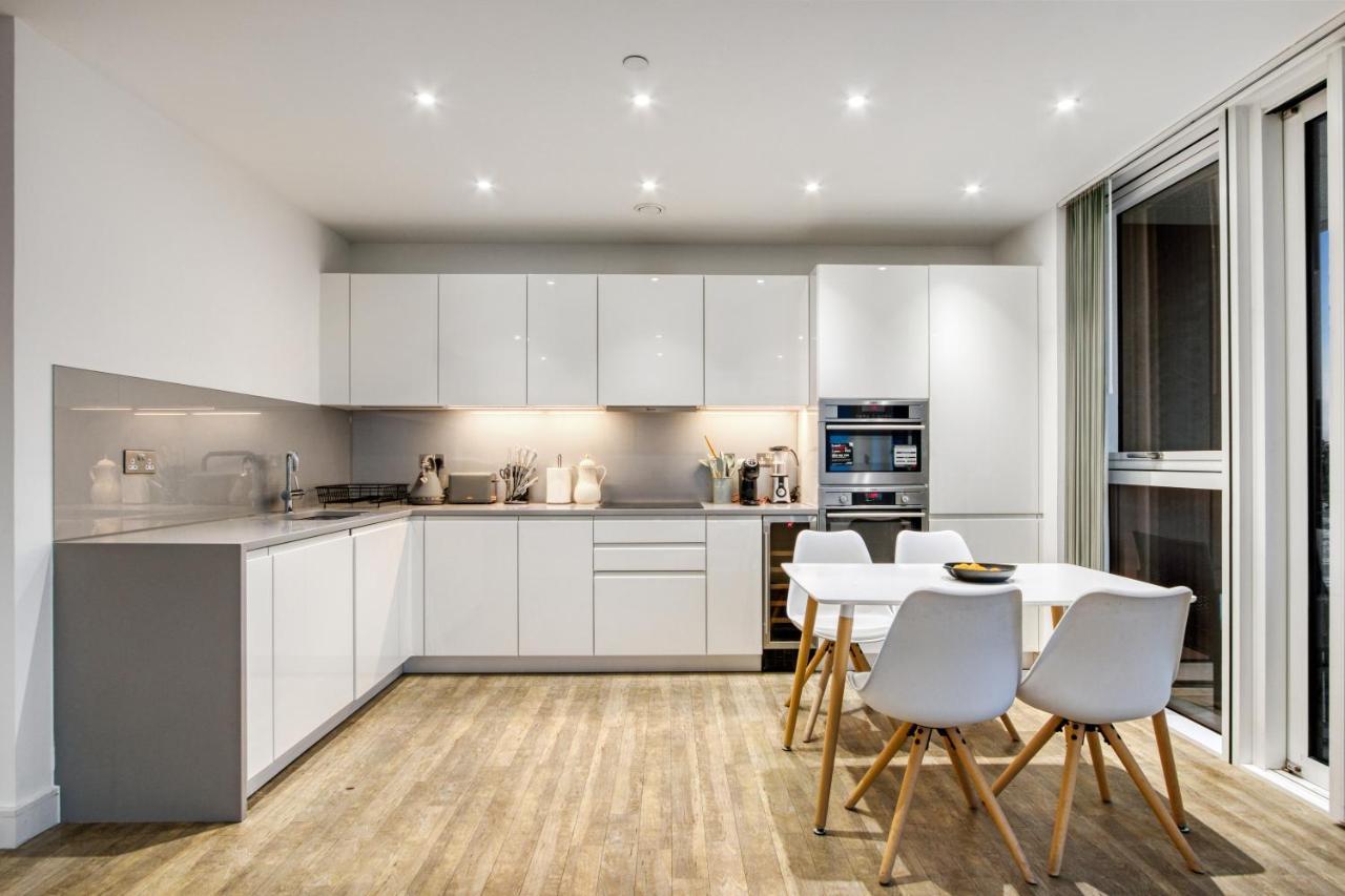 דירות לונדון 2 Bed 2 Bath Next To Nine Elms Station - Zone 1 מראה חיצוני תמונה